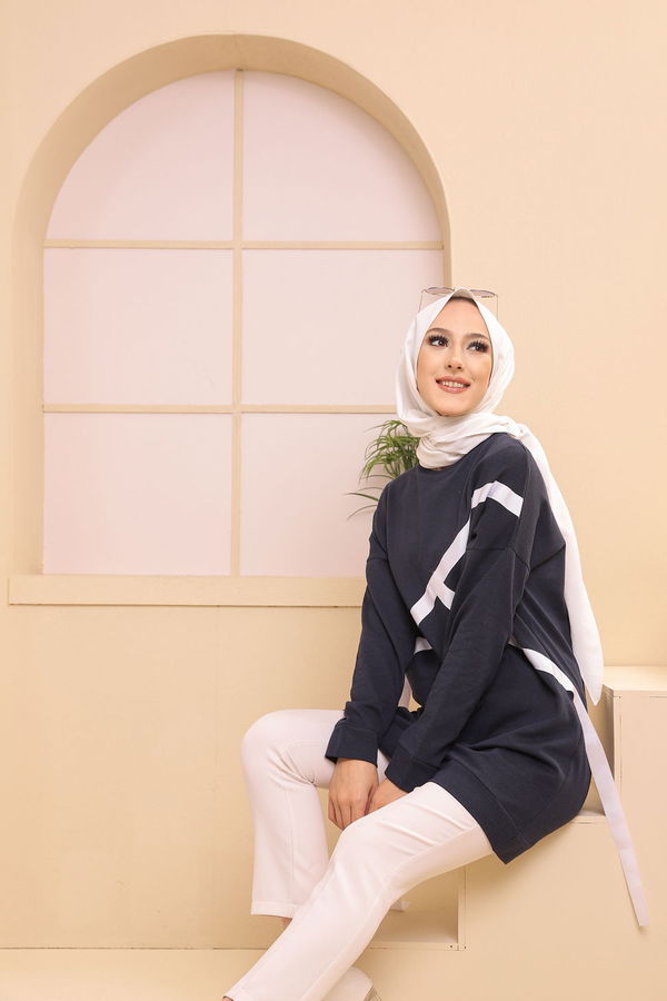 Düz Bisiklet Yaka Kadın Lacivert TUNIK - 3372 LACİVERT