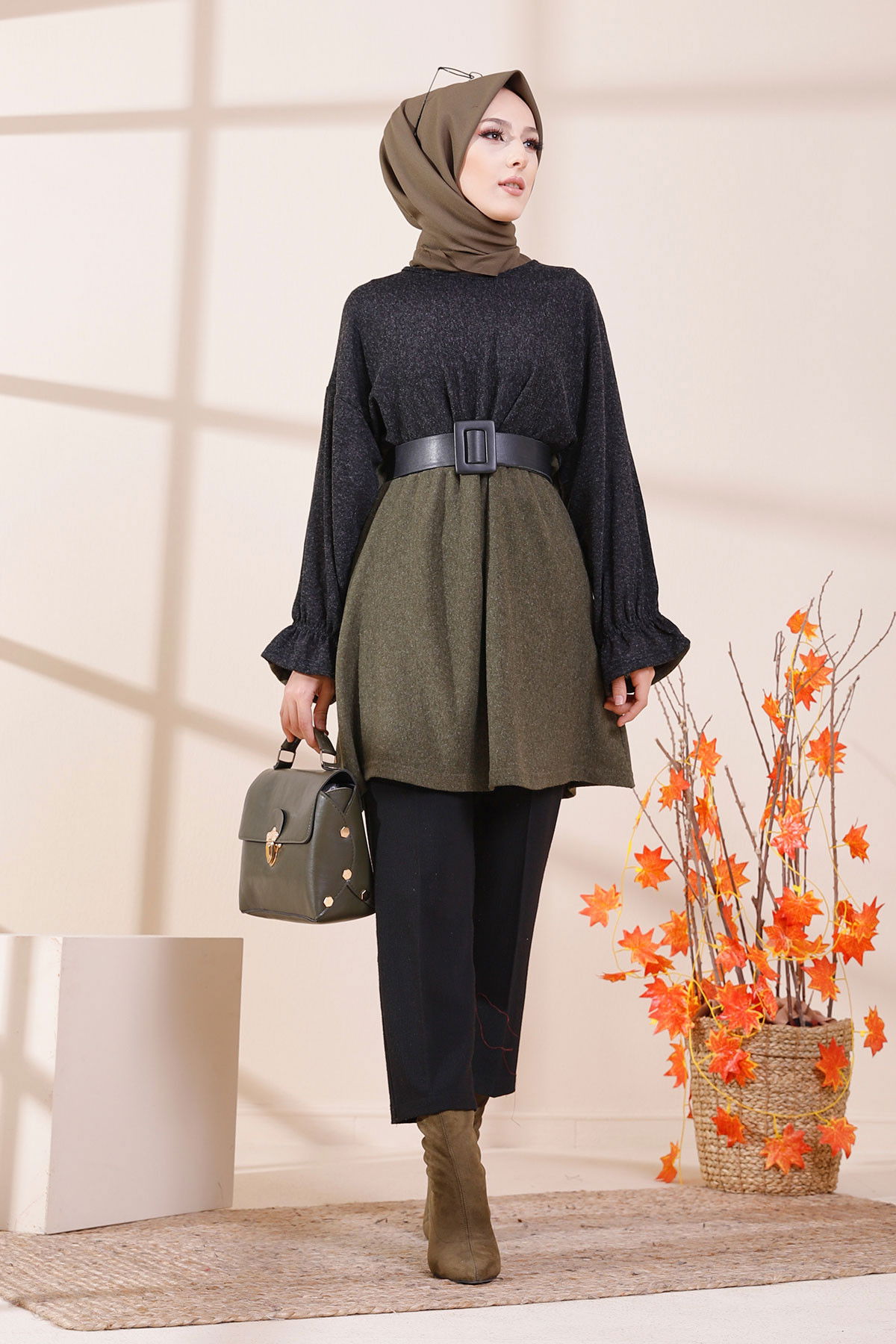 Düz Bisiklet Yaka Kadın Haki 5287 TUNIK - 5287 HAKİ