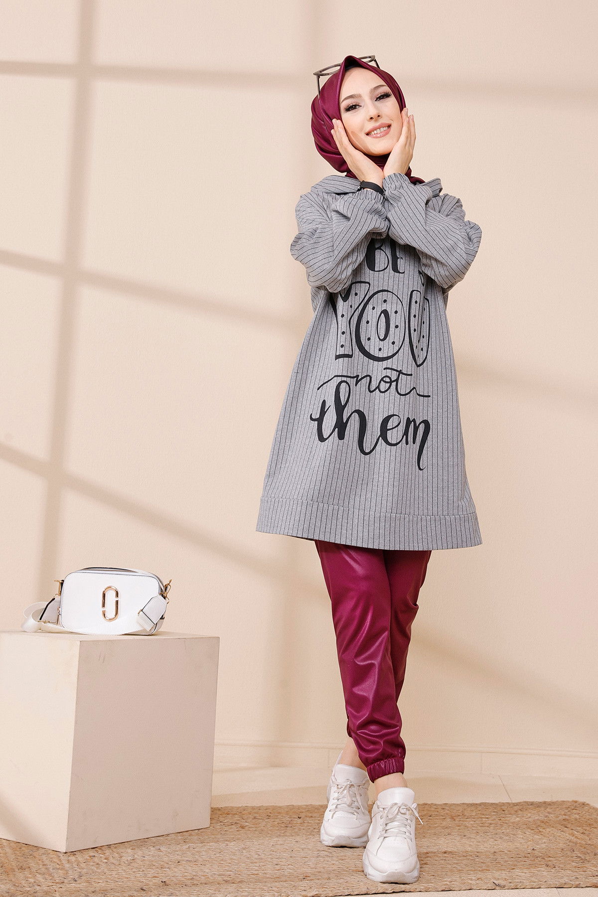Düz Kapşonlu Yaka Kadın Gri SWEAT - 4184