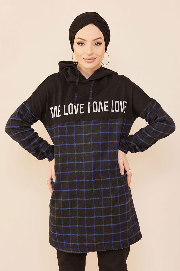 Düz Kapsonlu Yaka Kadın Mavi Love Baskılı Tunık - 3843 MAVİ