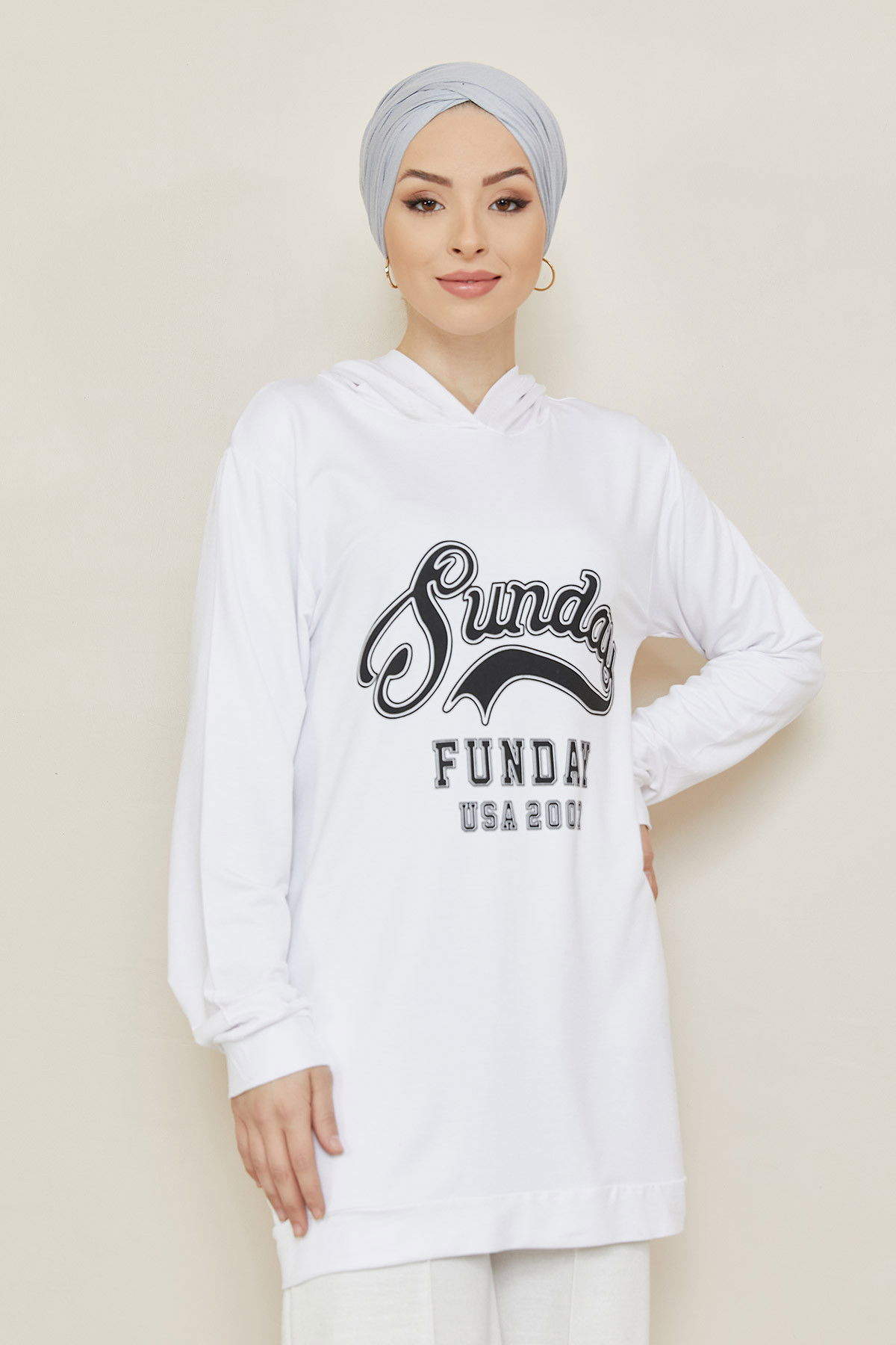 Düz Orta Kadın Beyaz Baskılı Sweat - 8864