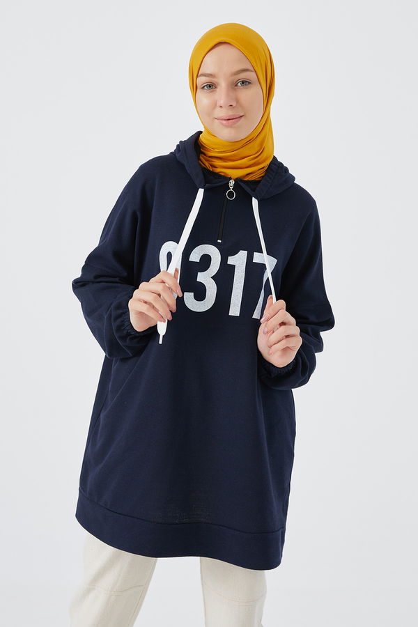 Düz Kapsonlu Yaka Kadın Lacivert Sweat - 3905 LACİVERT