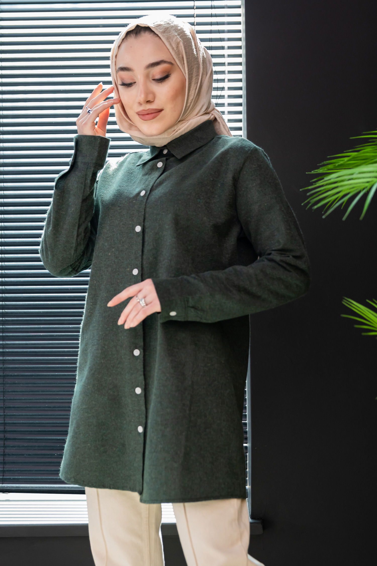 Düz Gömlek Yaka Kadın Haki Gomlek - 3873 HAKİ