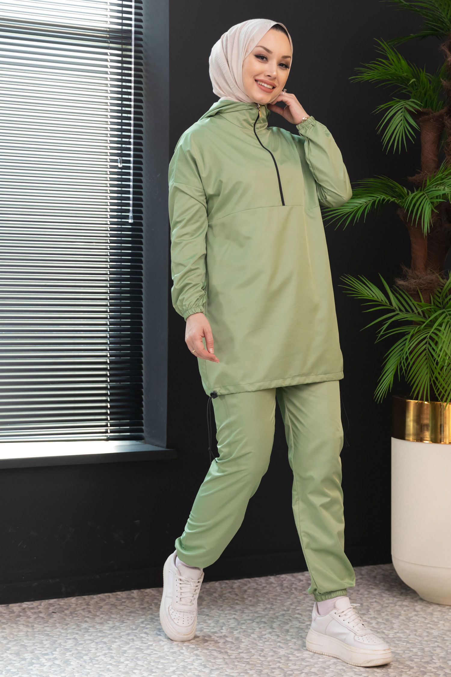 Düz Kapsonlu Yaka Kadın Yeşil Tunik Pantolon - 3963 YEŞİL