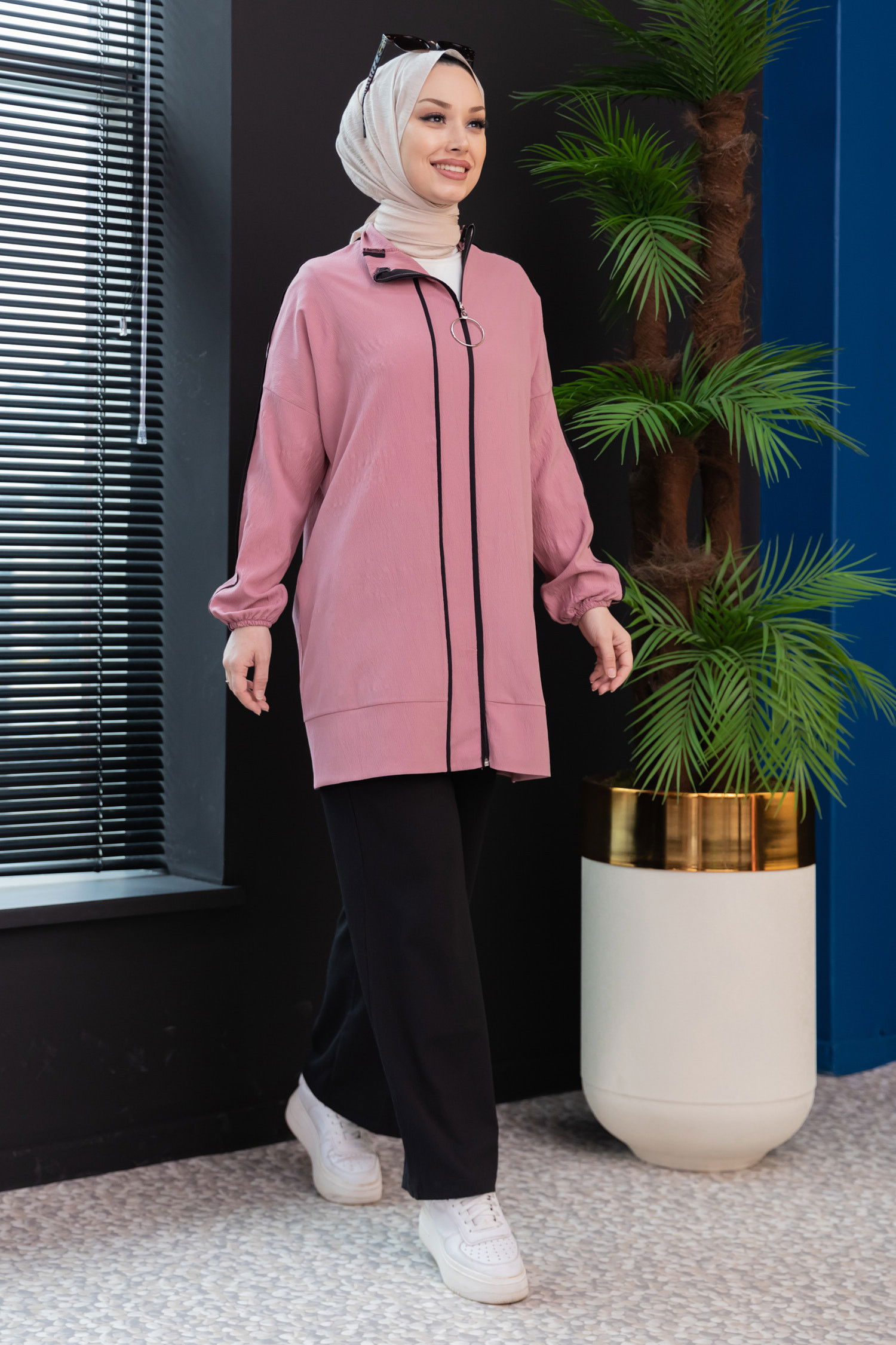 Düz Hakim Yaka Kadın Pembe Tunik Pantolon - 10001