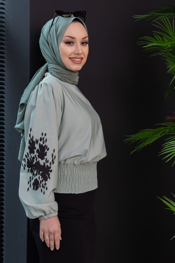 Düz Bisiklet Yaka Kadın Yeşil Bluz - 3958 YEŞİL