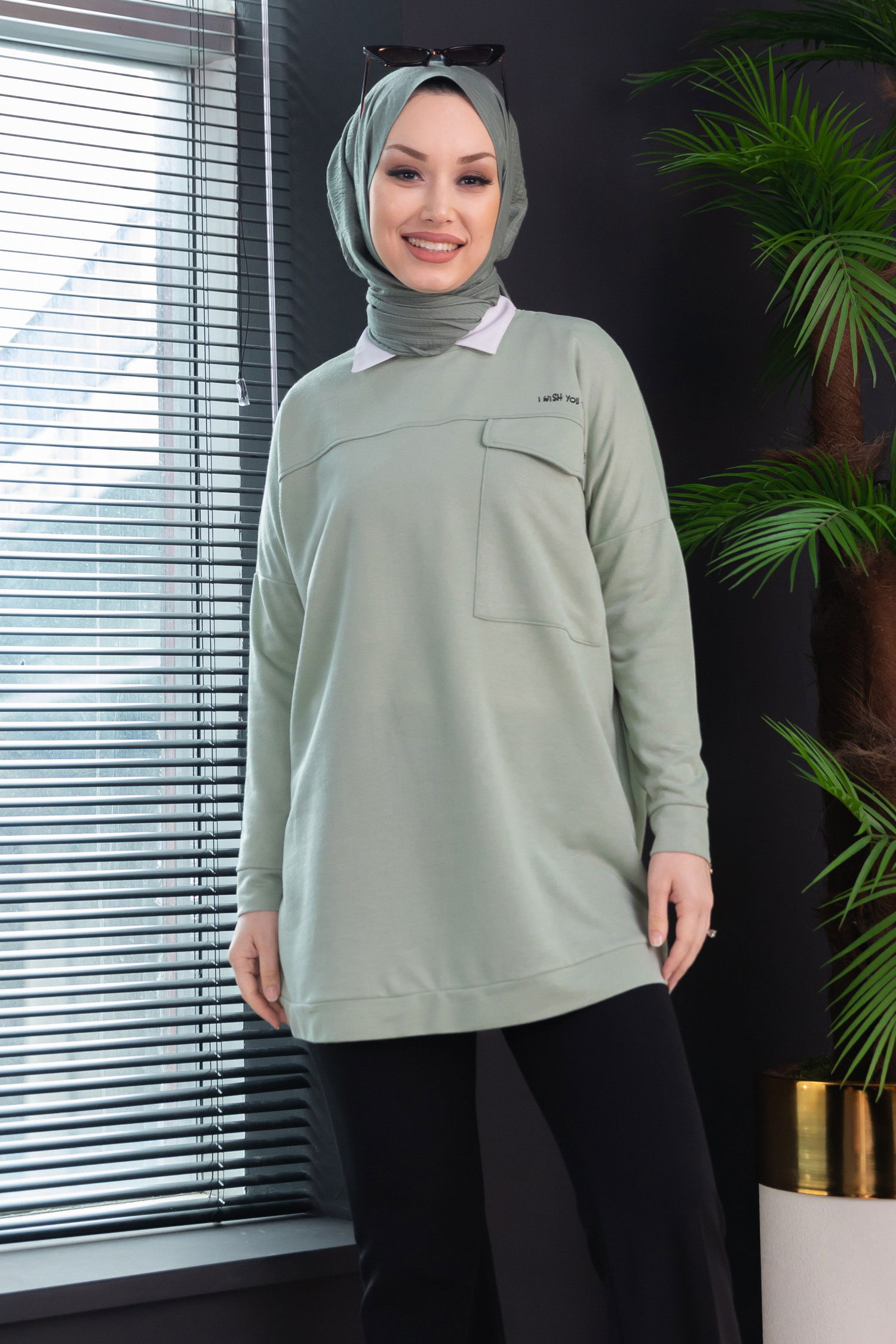 Düz Bisiklet Yaka Kadın Yeşil Tunik - 3350 YEŞİL