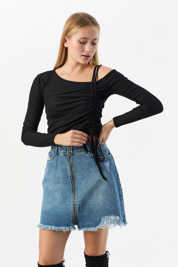 Düz Orta Kadın Siyah Bluz - 21394