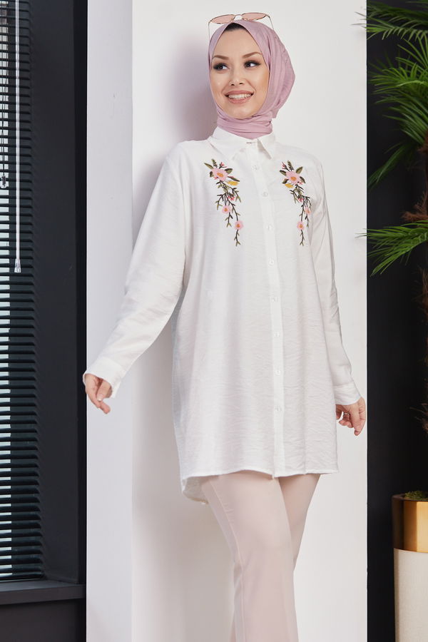 Düz Gömlek Yaka Kadın Beyaz Nakışlı Tunik - 3550