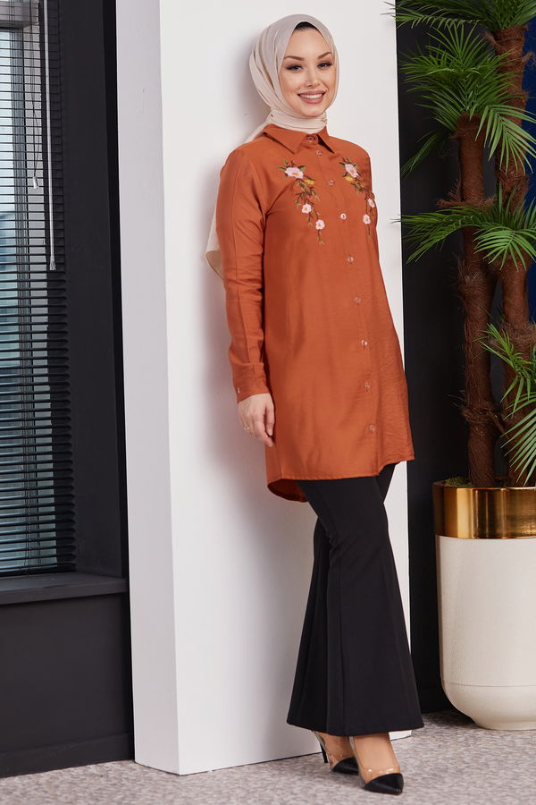 Düz Gömlek Yaka Kadın Taba Nakışlı Tunik - 3550 TABA
