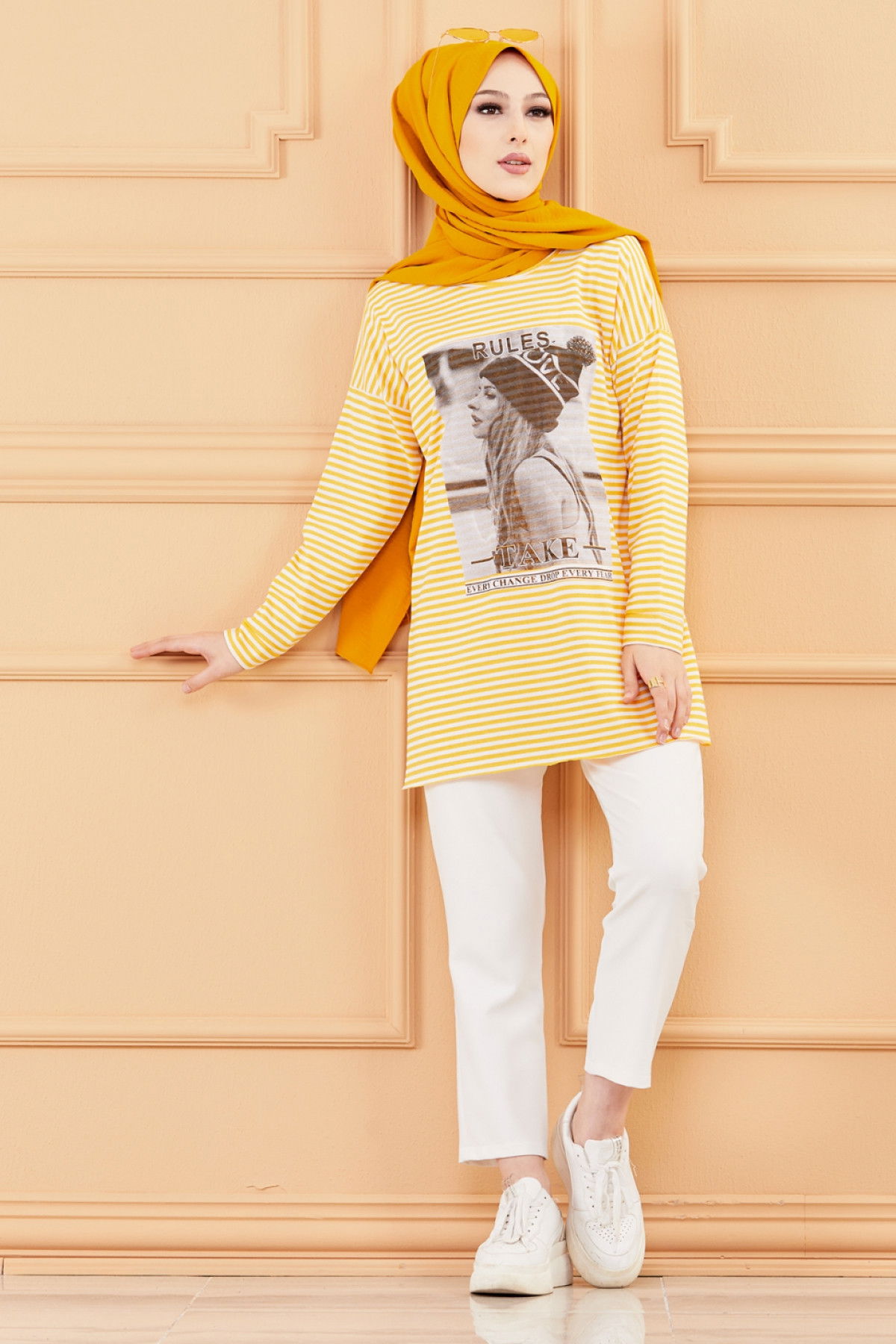 Düz Orta Kadın Sarı BASKILI TUNIK - 8734 Sarı