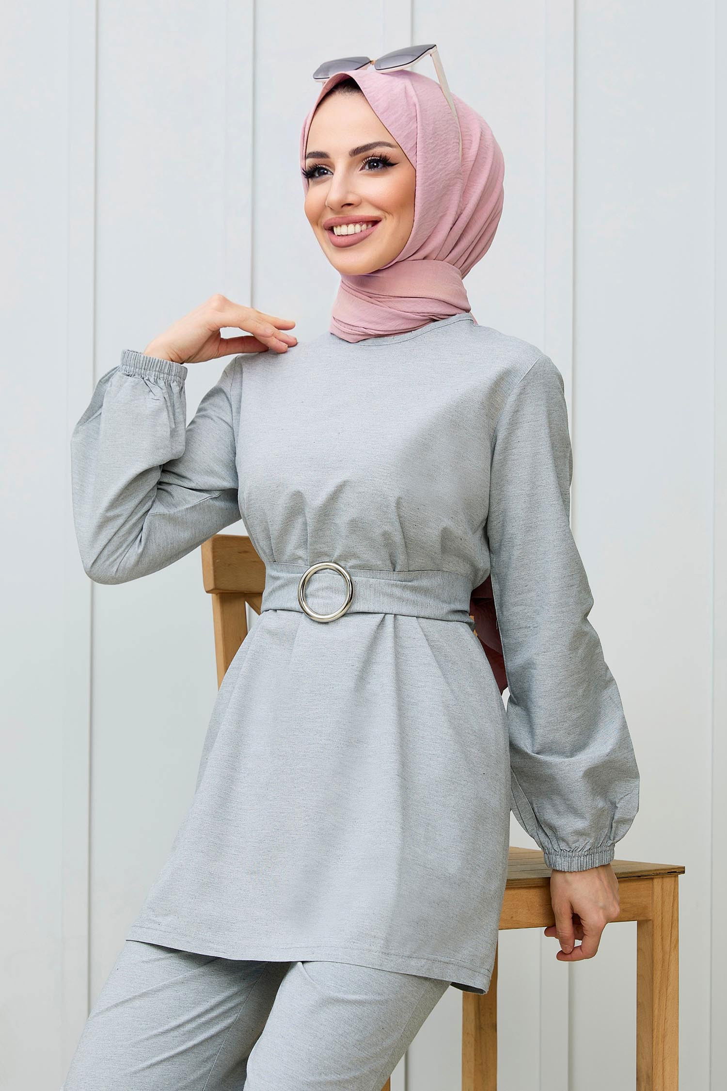 Düz Bisiklet Yaka Kadın Gri Tunik Pantolon - 11421 GRİ