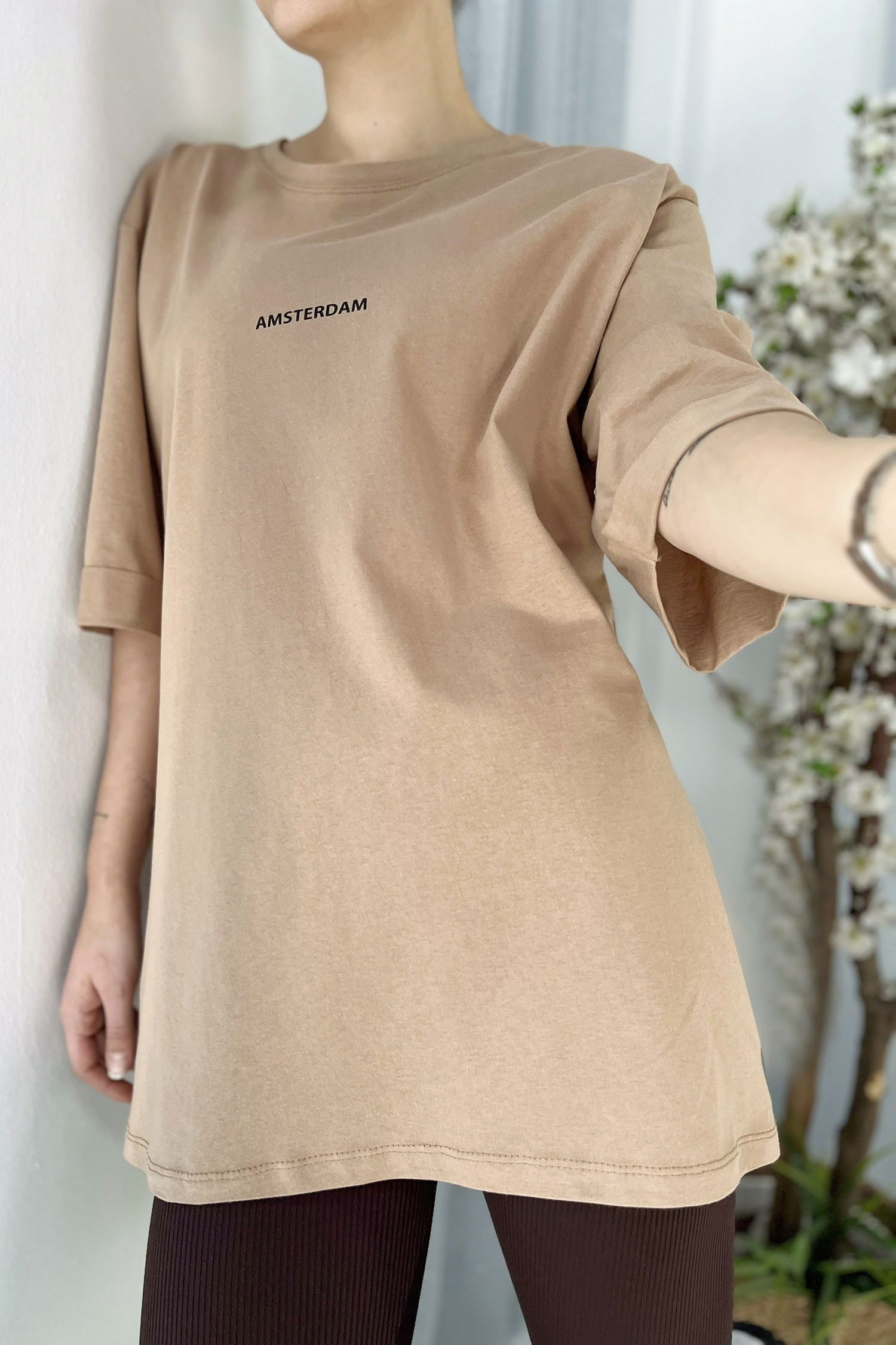 Düz Bisiklet Yaka Kadın Vizon T-shirt - 22236 VİZON