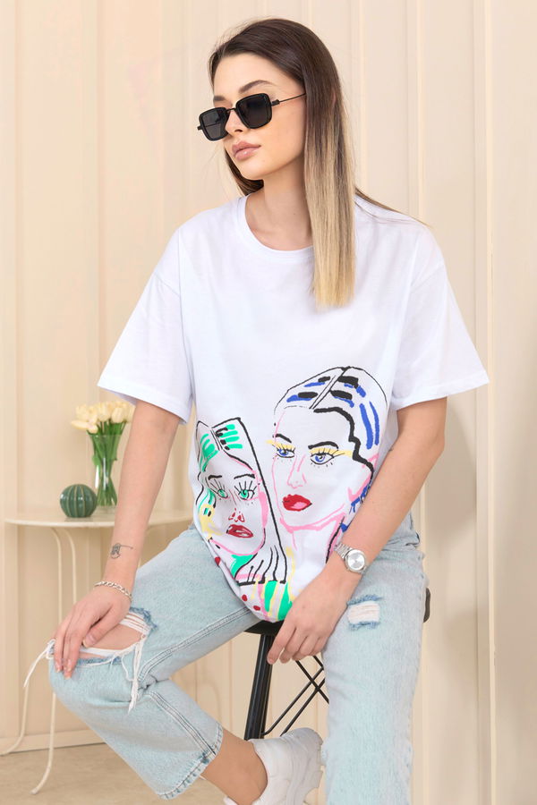 Düz Bisiklet Yaka Kadın Beyaz T-Shirt - 22241 BEYAZ