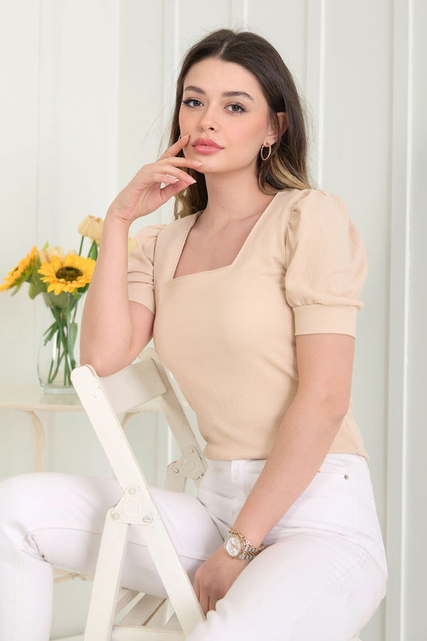Düz Bisiklet Yaka Kadın Bej Bluz - 22524