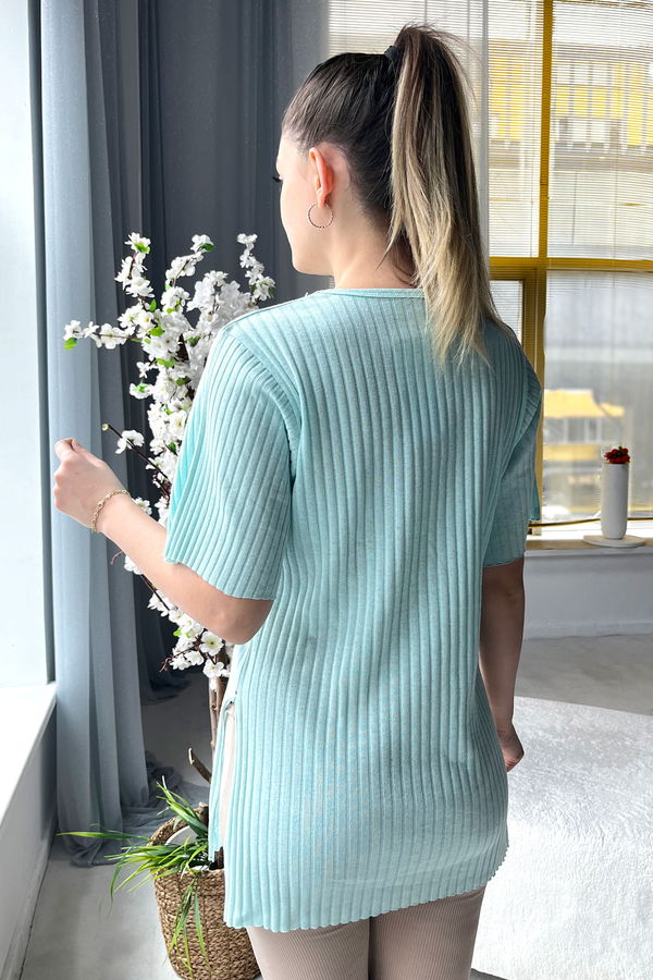Düz Bisiklet Yaka Kadın Yeşil T-Shirt - 22535