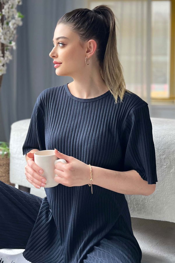 Düz Bisiklet Yaka Kadın Lacivert T-Shirt - 22535 LACİVERT