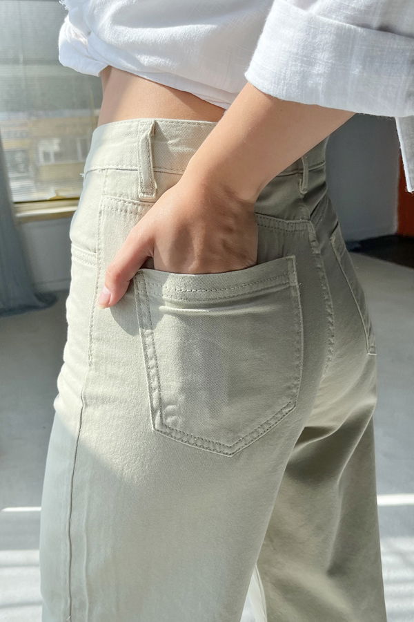 Düz Orta Kadın Yeşil Kot Pantolon - 22599
