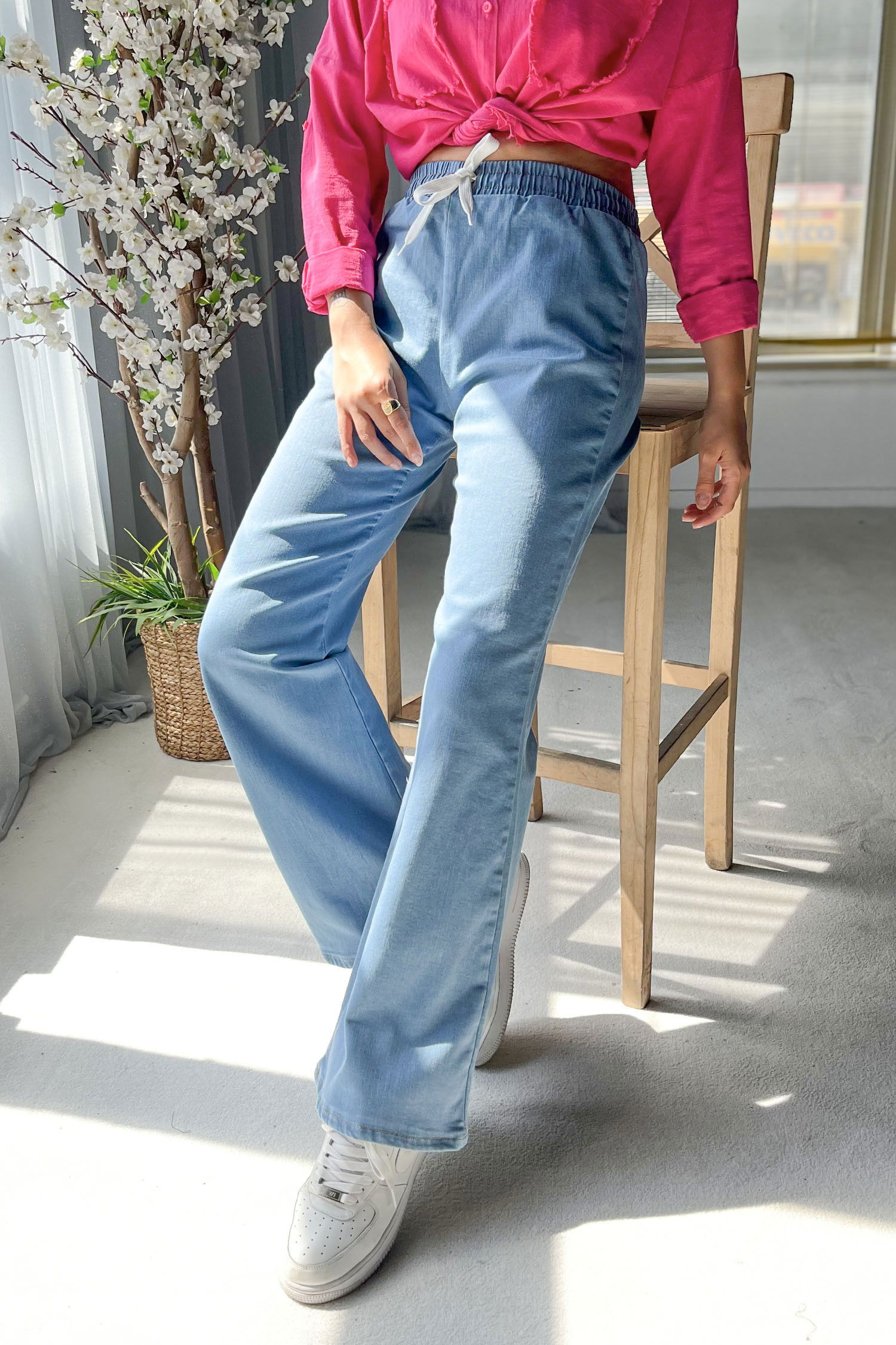 Düz Orta Kadın Mavi Kot Pantolon - 22601