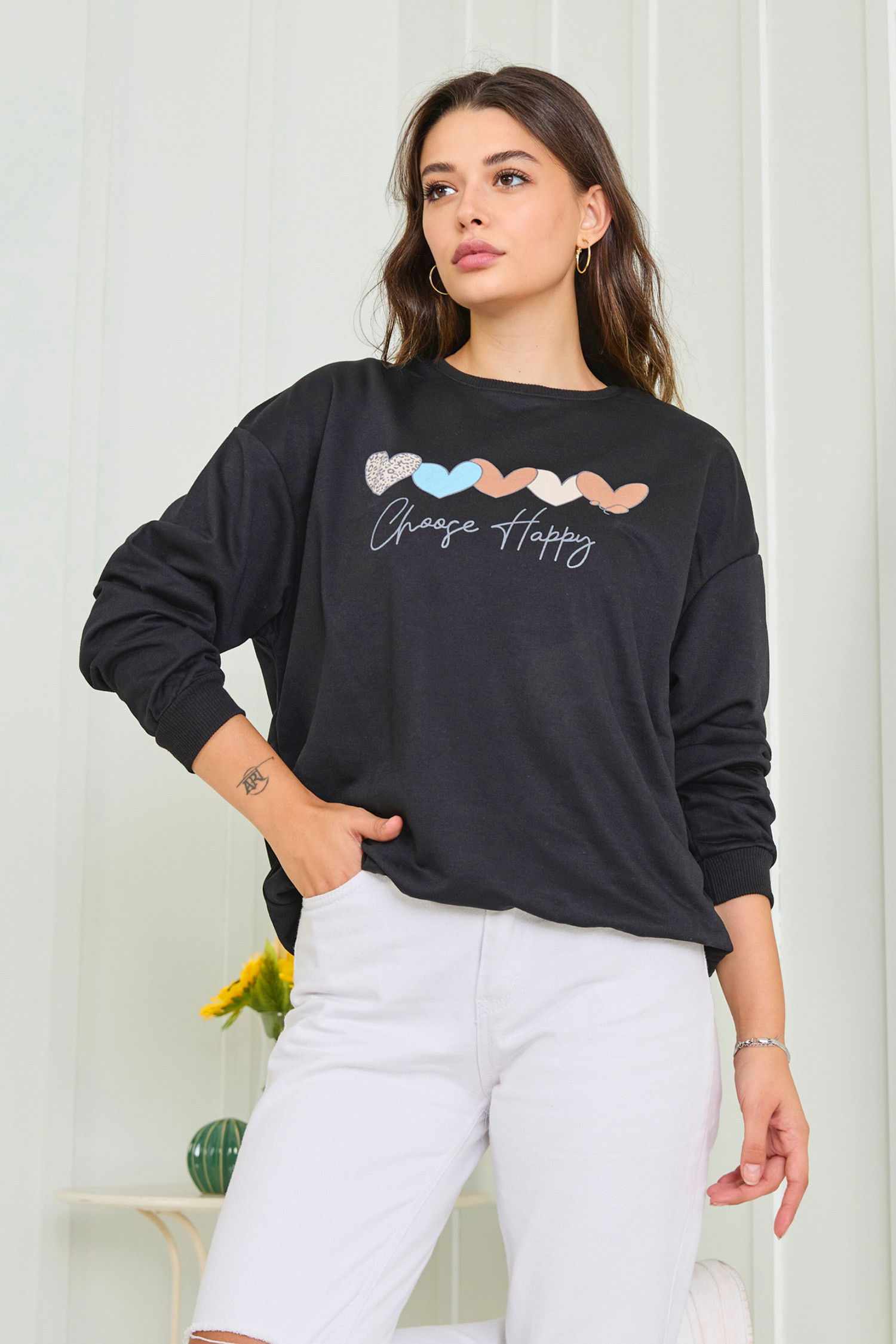 Düz Bisiklet Yaka Kadın Siyah Sweat - 23005