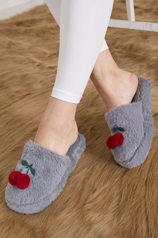 Kadın Gri Peluş Kirazlı Ev Terliği - 23324 GRİ