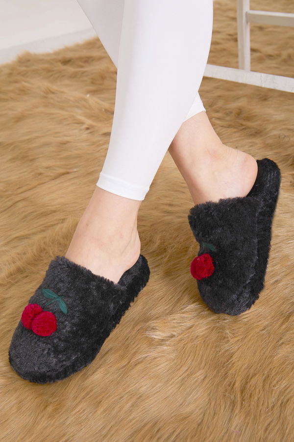 Kadın Siyah Peluş Kirazlı Ev Terliği - 23324