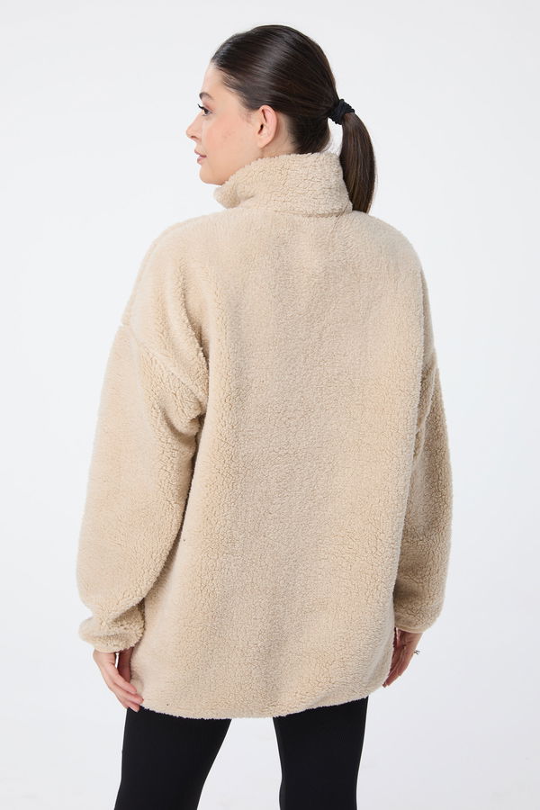 Düz Yarım Balıkçı Yaka Kadın Bej Peluş Sweat - 23772