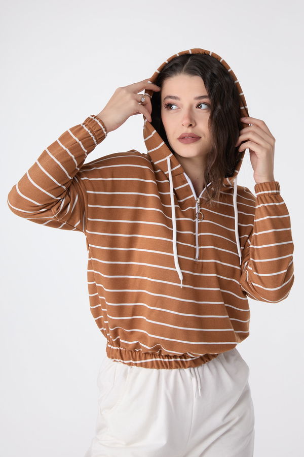 Düz Kapşonlu Yaka Kadın Taba Kapşonlu Sweat - 23893