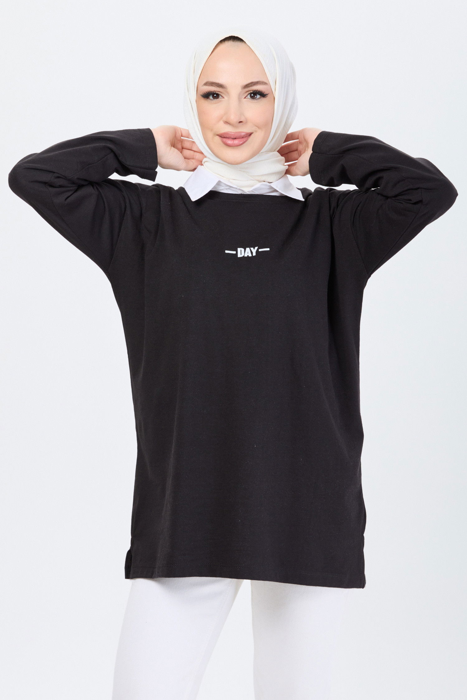 Düz Bisiklet Yaka Kadın Siyah T-Shirt - 24192 SİYAH
