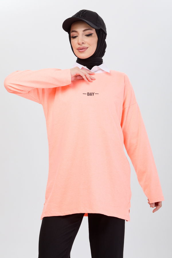 Düz Bisiklet Yaka Kadın Kırmızı T-Shirt - 24192 Kırmızı