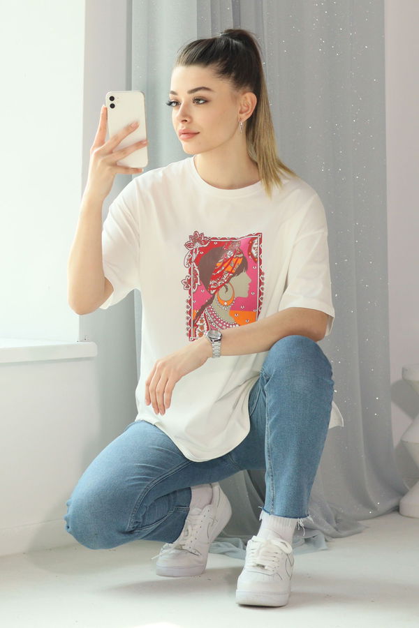 Düz Bisiklet Yaka Kadın Beyaz T-Shirt - 22311