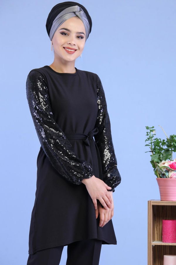 Düz Orta Kadın Siyah Kolu Pullu Tunik Siyah - 02 7063 - 7063