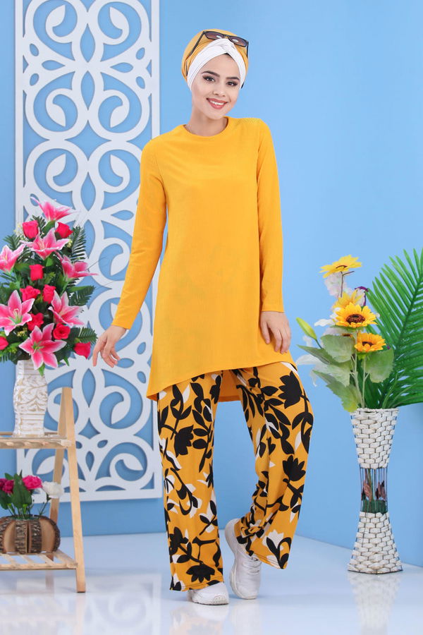 Düz Orta Kadın Sarı Tunik Pantolon Siyah  - 7413