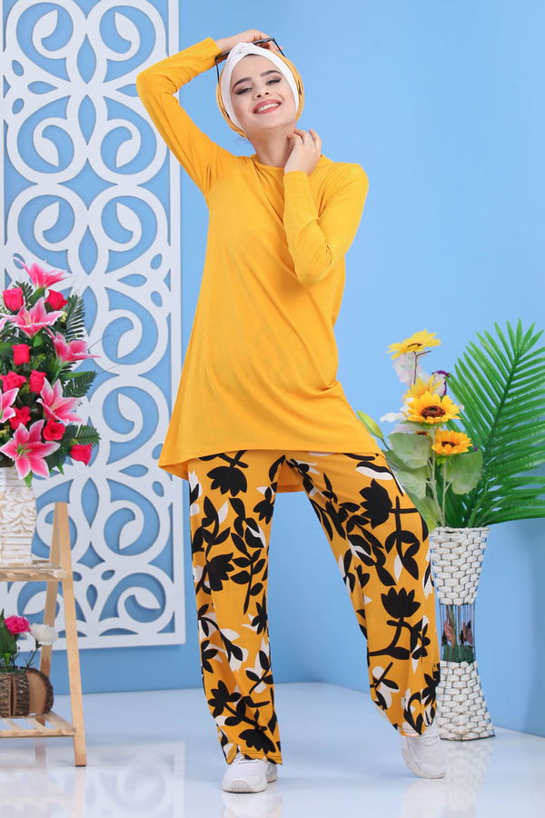 Düz Orta Kadın Sarı Tunik Pantolon Siyah  - 7413
