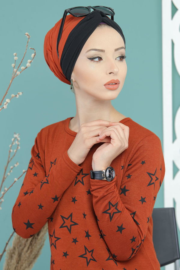 Düz Orta Kadın Kiremit Yıldız Baskılı Tunik Siyah  - 7674 KİREMİT