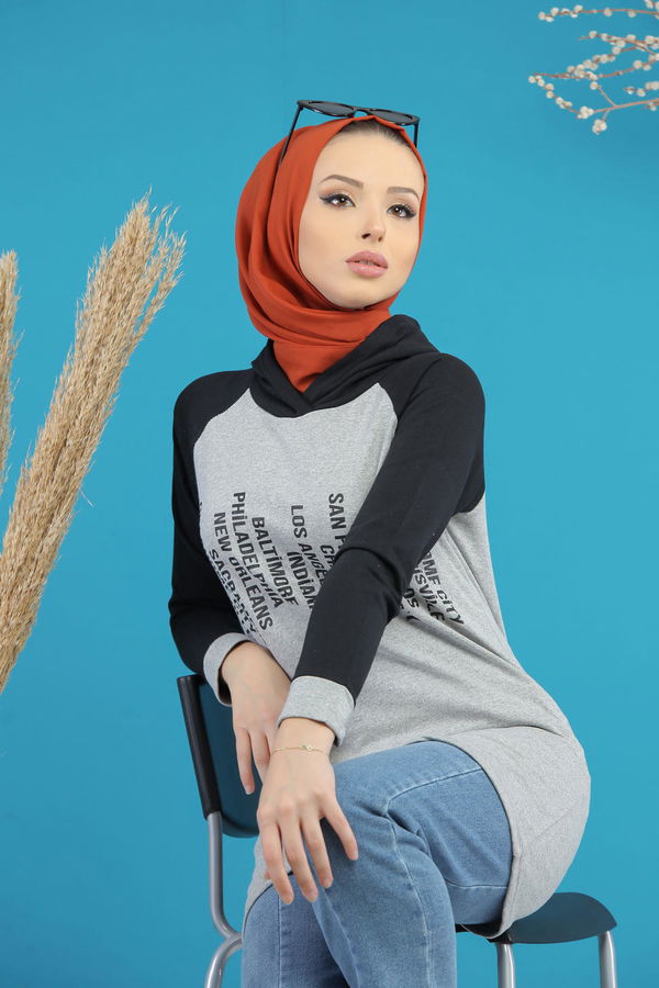 Düz Orta Kadın Gri Kapşonlu Baskılı Tunik Siyah  - 7769 GRİ