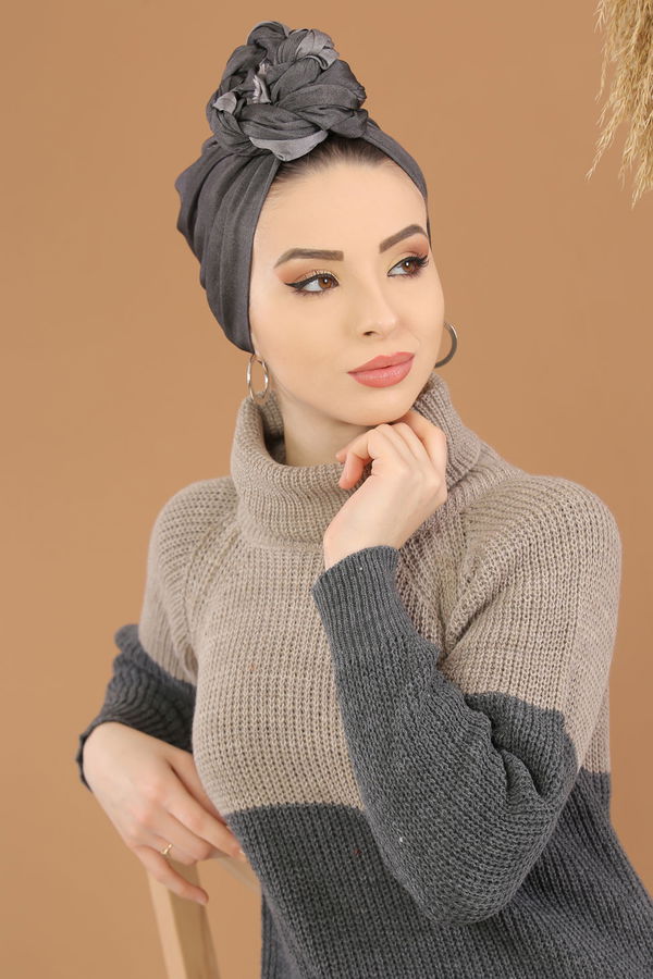 Düz Orta Kadın Antrasit Bogazlı Triko Tunik Siyah  - 8259