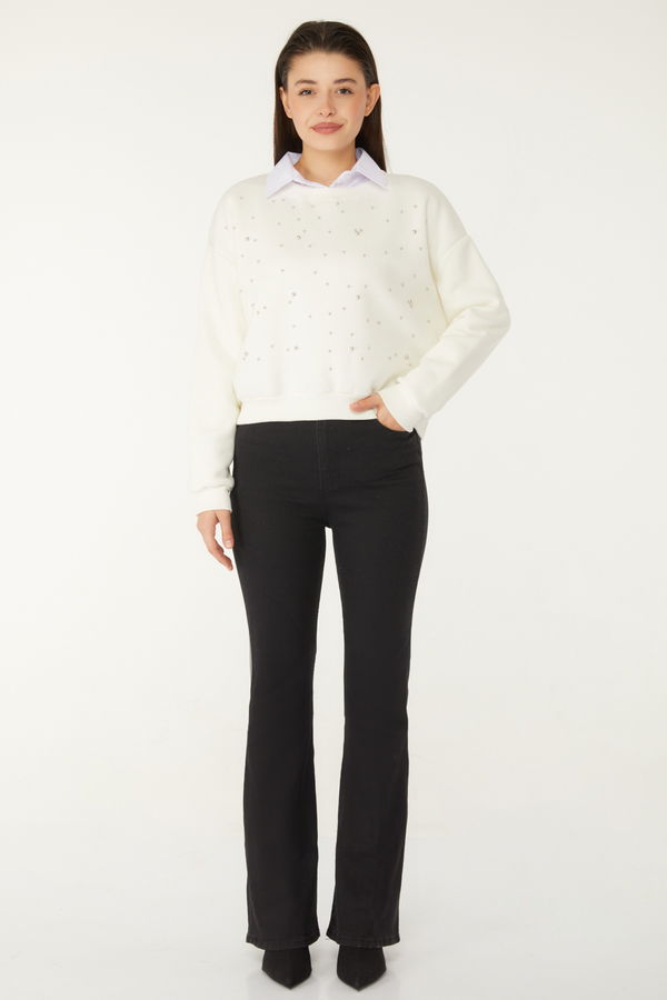 Düz Bisiklet Yaka Kadın Beyaz Boncuklu Sweatshirt - 26541
