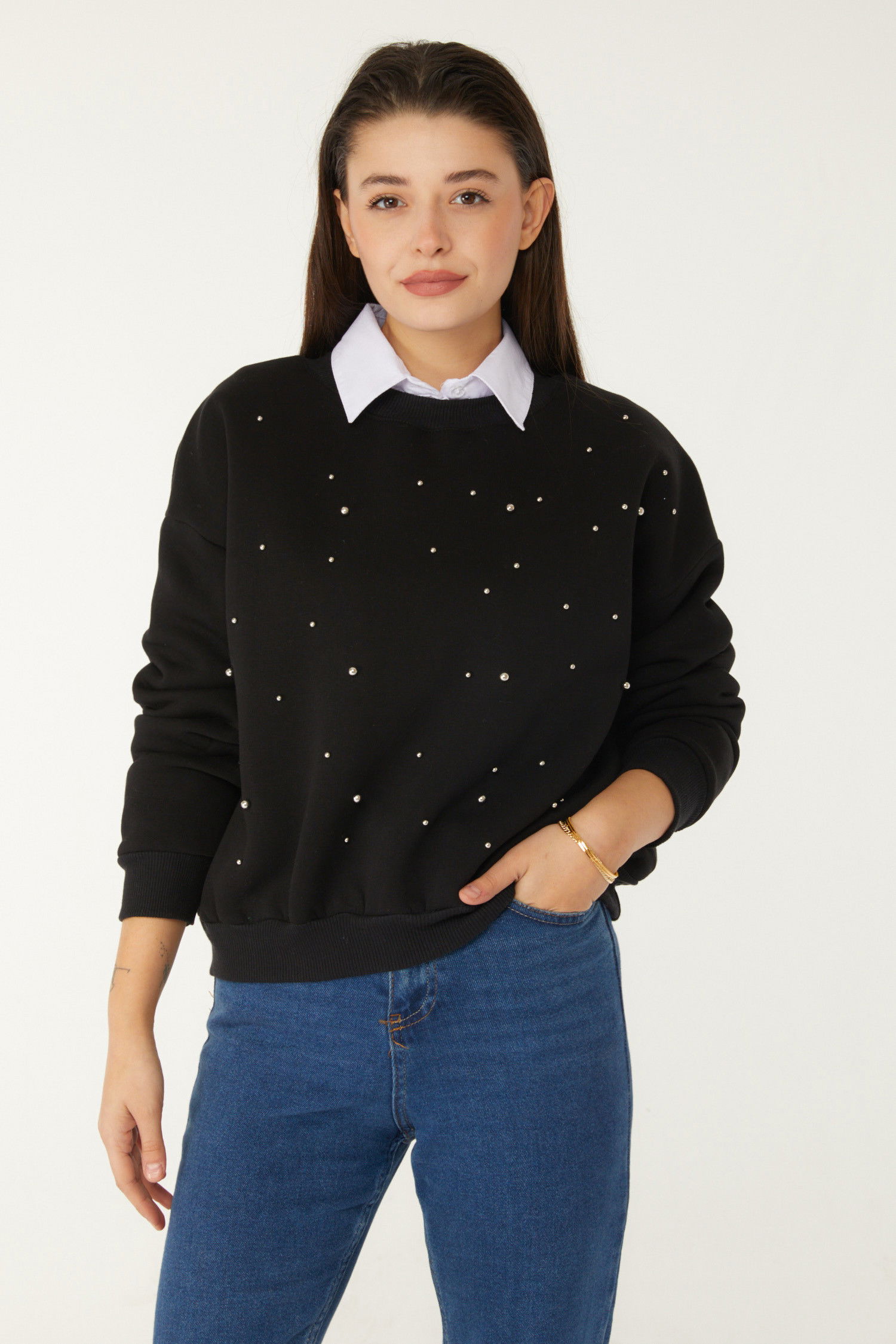 Düz Bisiklet Yaka Kadın Siyah Boncuklu Sweatshirt - 26541