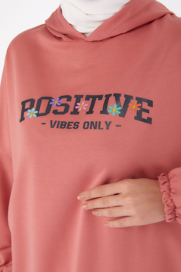 Düz Kapşonlu Yaka Kadın Pembe Baskılı Sweatshirt - 13333 PEMBE