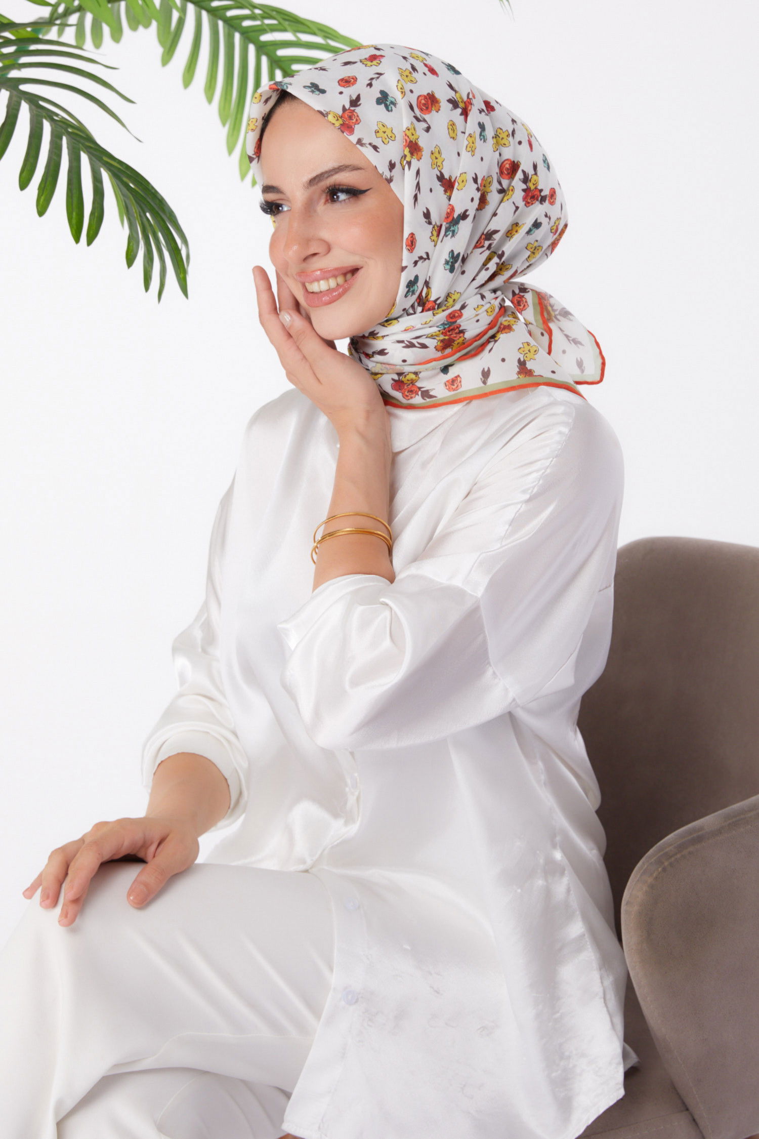 Düz Orta Kadın Kiremit Desenli Eşarp - 25978
