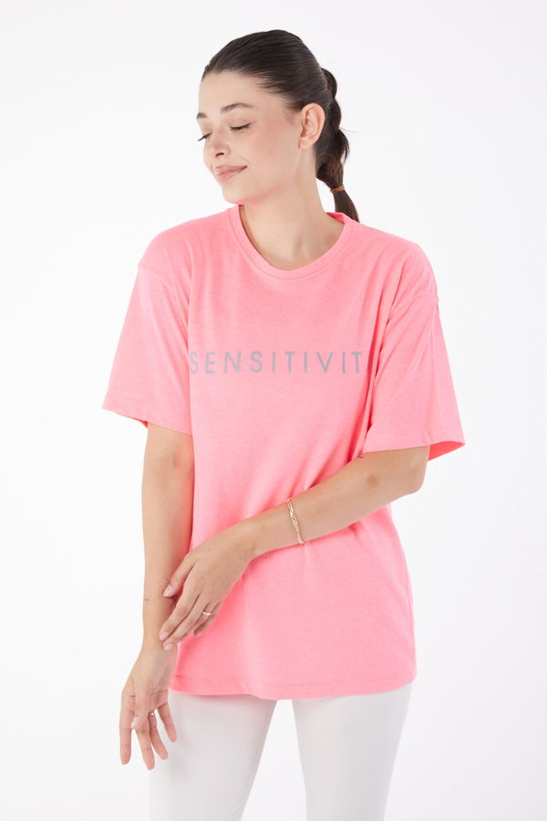 Düz Bisiklet Yaka Kadın Pembe Kısa Kollu Baskılı T-shirt - 25984