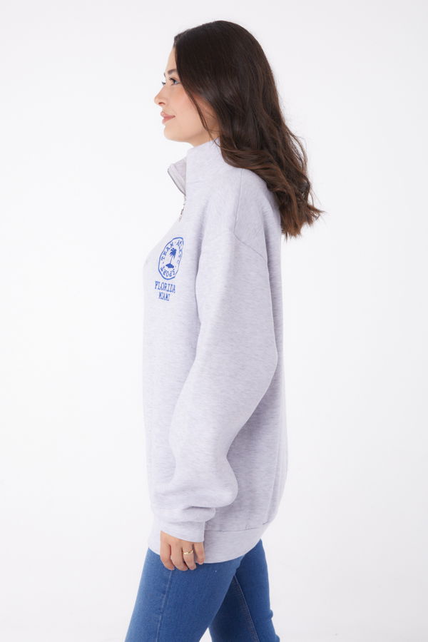 Düz Yarım Balıkçı Yaka Kadın Gri Nakışlı Sweatshirt - 26050