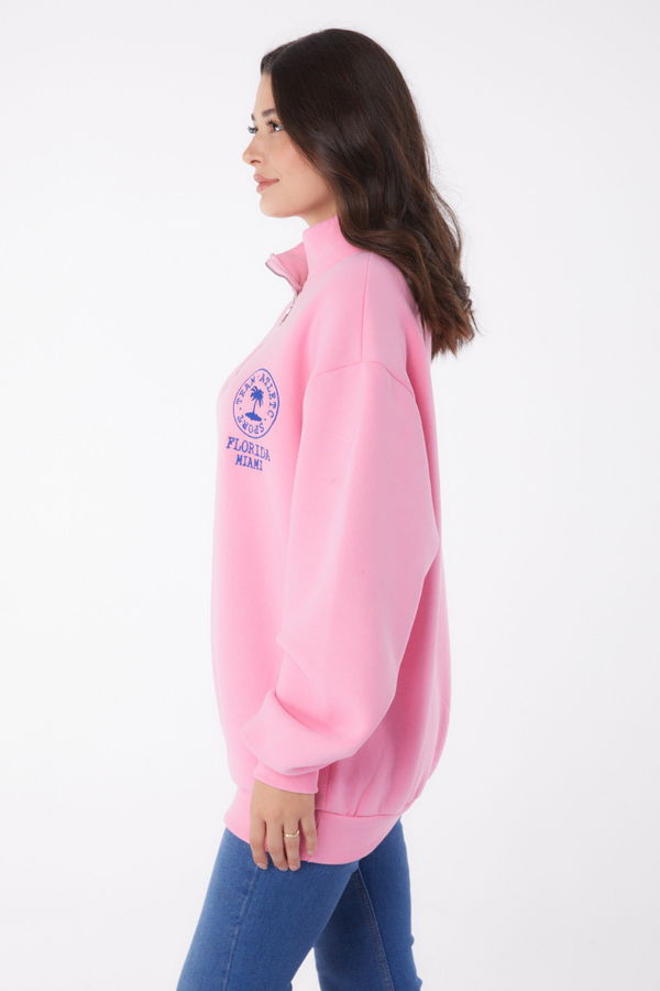 Düz Yarım Balıkçı Yaka Kadın Pembe Nakışlı Sweatshirt - 26050