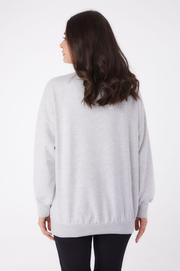 Düz Bisiklet Yaka Kadın Gri Manşetli Sweatshirt - 26046