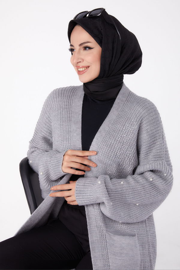 Düz Orta Kadın Gri İncili Triko Hırka - 26453 GRİ