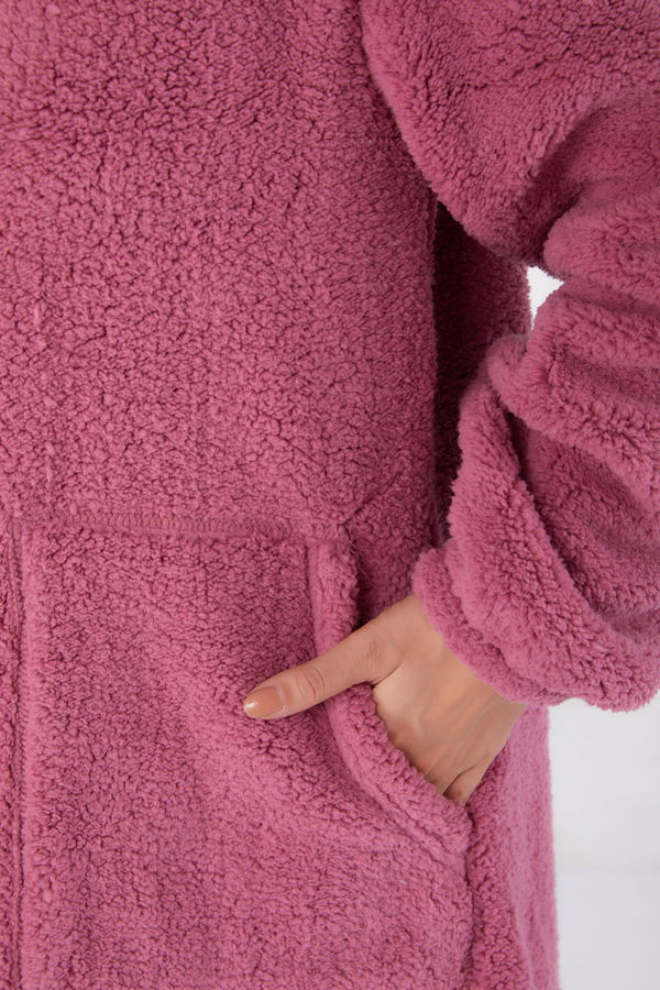 Düz Kapşonlu Yaka Kadın Pembe Peluş Uzun Mont - 26460 PEMBE