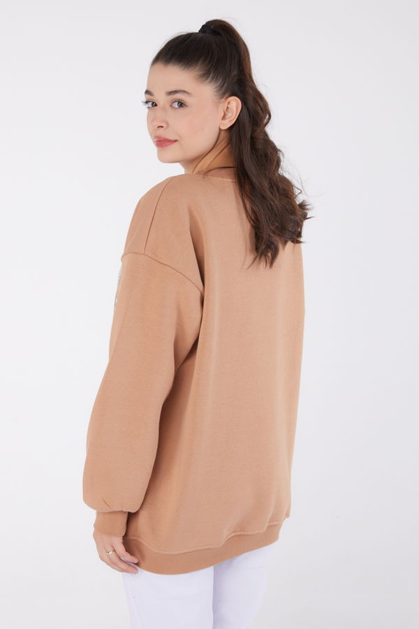 Düz Bisiklet Yaka Kadın Vizon Taşlı Sweatshirt - 26478 VİZON