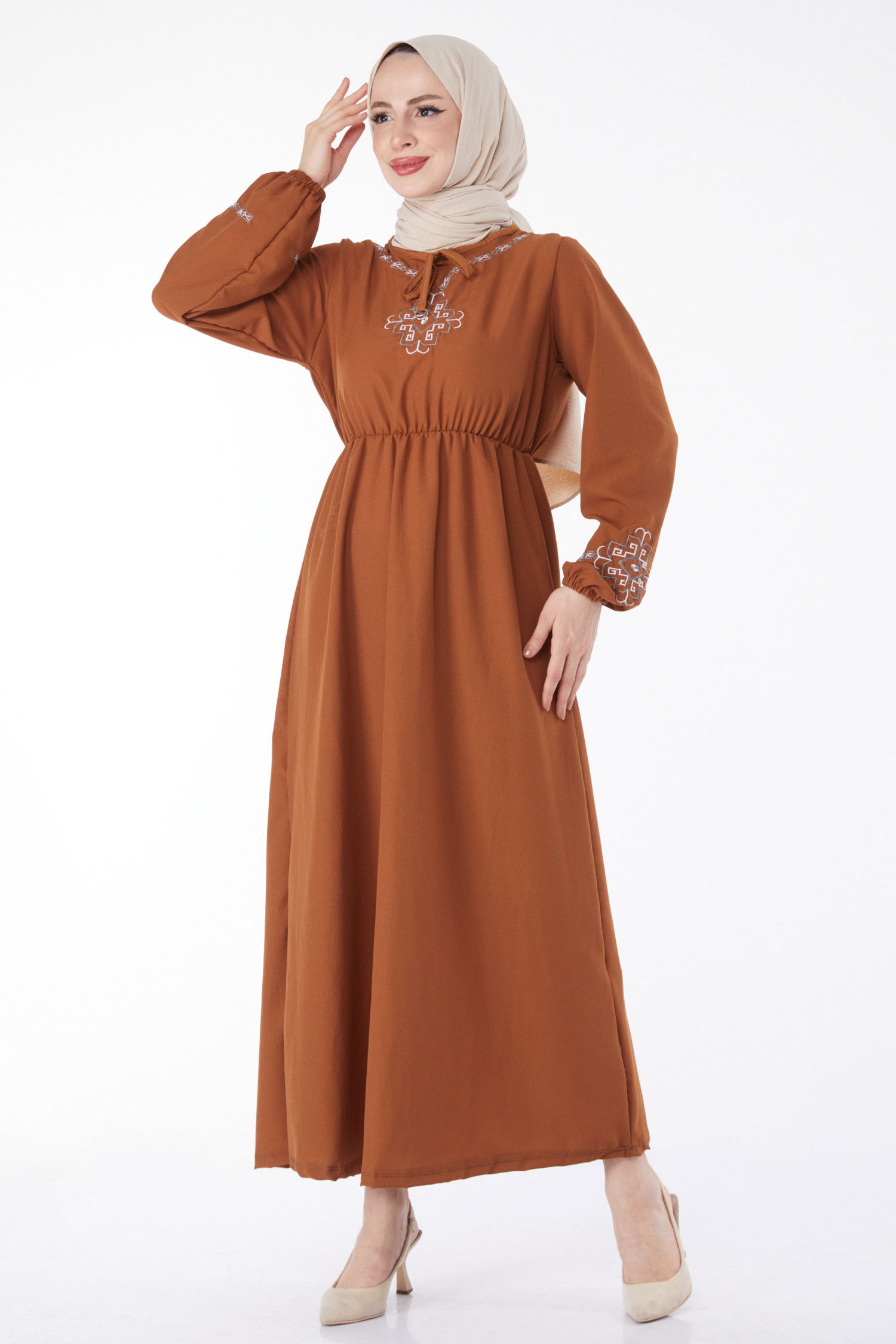 Uzun Kollu Nakışlı Elbise Taba - 13124 TABA