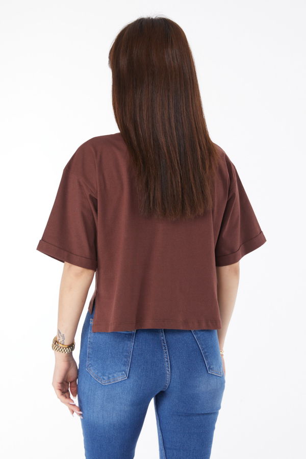 Cepli Yırtmaçlı T-shirt Kahverengi - 24790 KAHVERENGİ